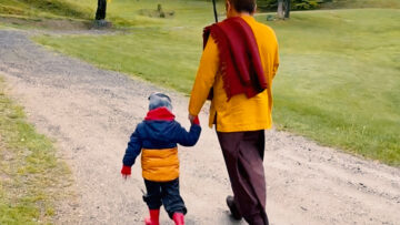 First meeting of Francesco Naropa with H.H. Kyabje Trijang Chogtrul Rinpoche