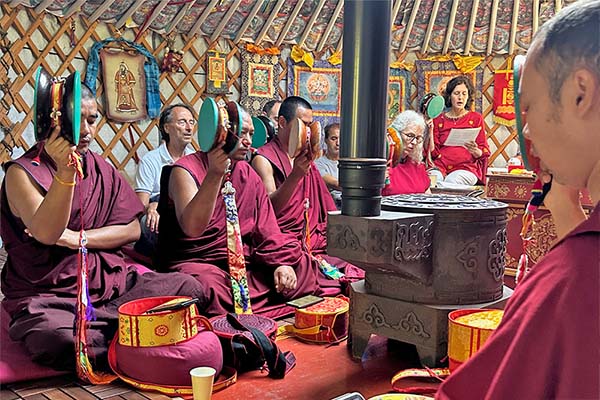 Yurta innauguration 11 Kunpen Lama Gangchen